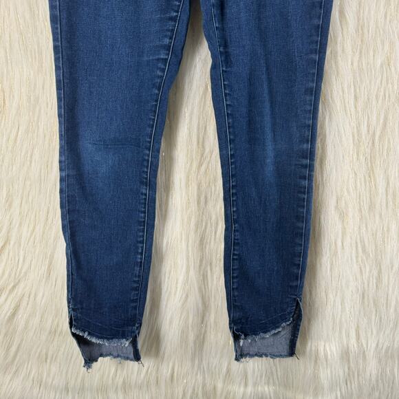 Versace V 1969 Skinny Raw Hem Jeans Women's Mid Rise Med Wash Distressed 26 - Picture 6 of 8